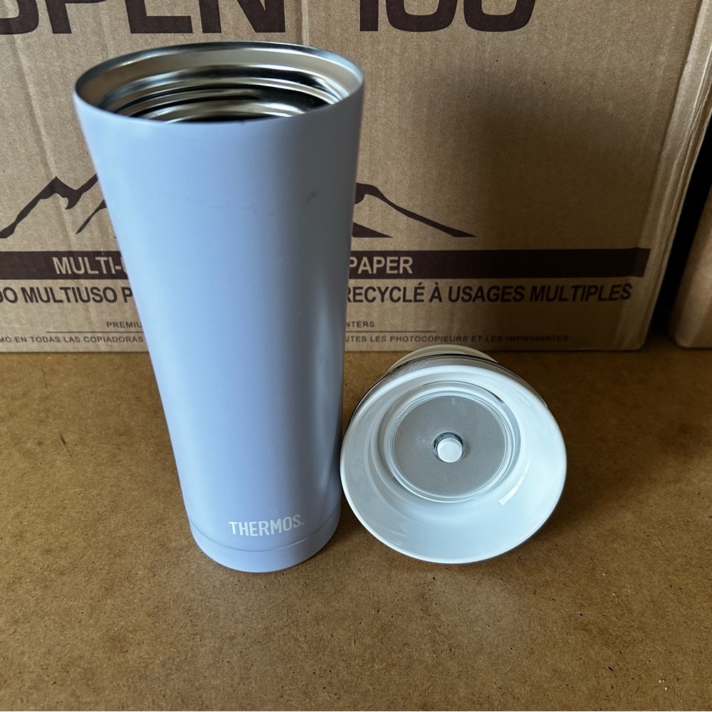 Thermos  tumbler